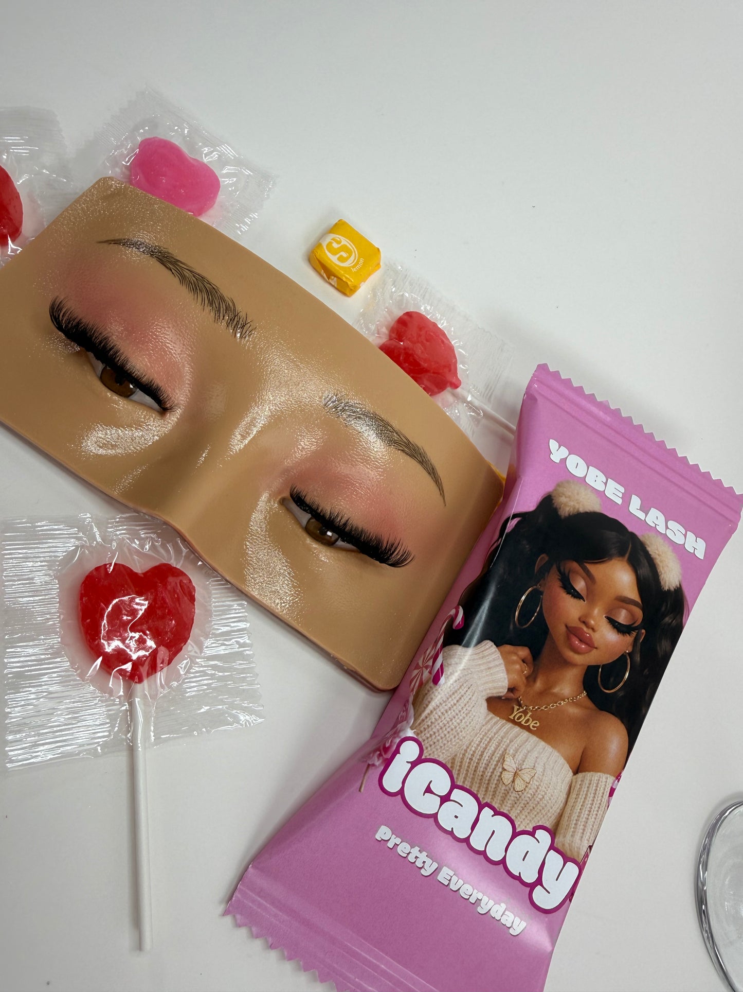 Pretty Everyday x Hybrid